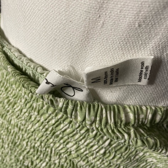 New With Tags Green and White Ruched Floral Mini Skirt - Picture 4 of 4